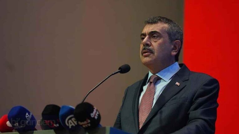 Eğitim-İş'ten Bakan Tekin'e Sert Eleştiri
