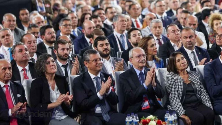 CHP'nin Olağanüstü Kurultayı Ankara'da Başlıyor